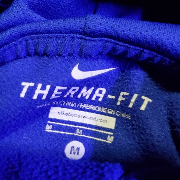 Nike therma-fit medium blue polka dot sweatshirt. - Picture 3 of 3